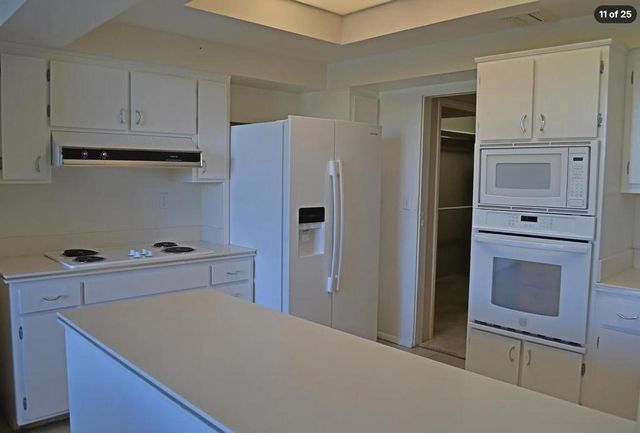 910 Island Drive 404, Rancho Mirage, CA 92270