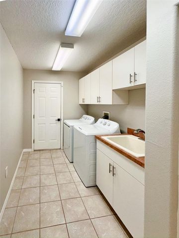 9233 IRONDALE LANE, Hudson, FL 34667