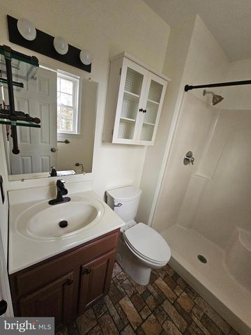 224 MAPLE AVE, Glen Burnie, MD 21061