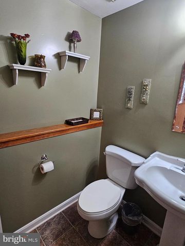 224 MAPLE AVE, Glen Burnie, MD 21061