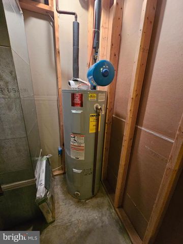 224 MAPLE AVE, Glen Burnie, MD 21061