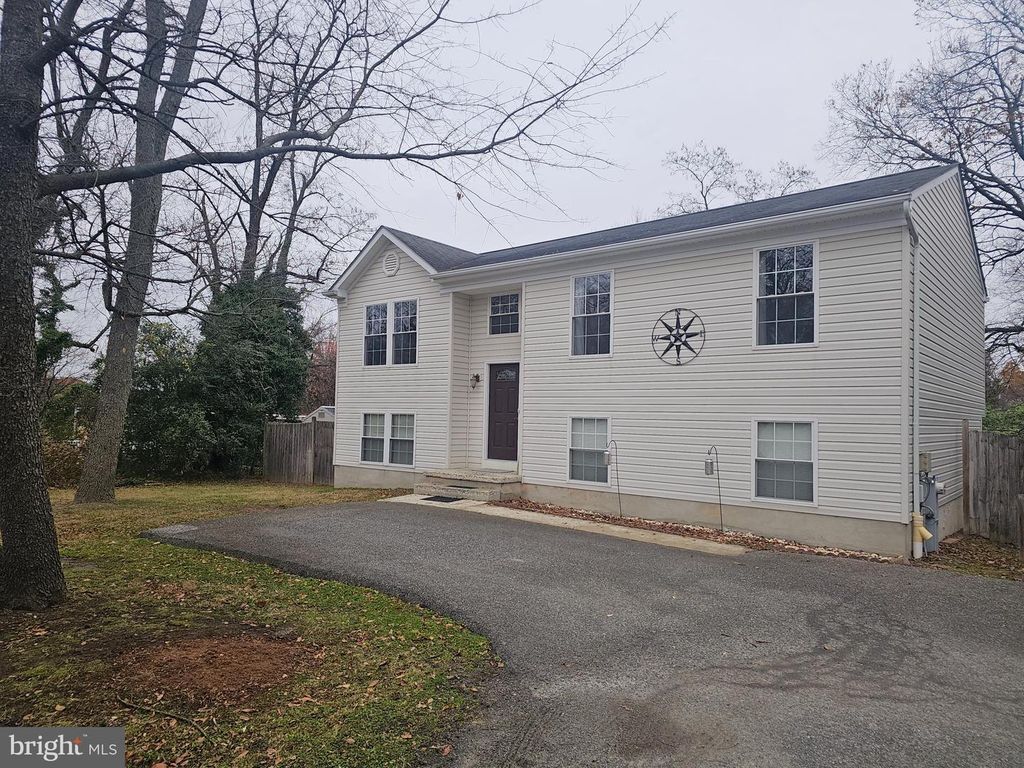 224 MAPLE AVE, Glen Burnie, MD 21061