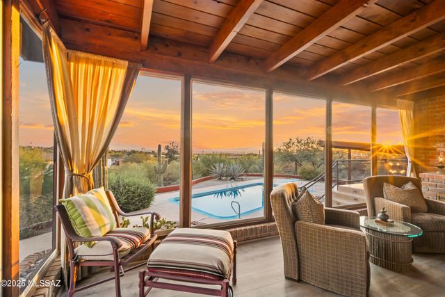 6731 N Pontatoc Road, Tucson, AZ 85718