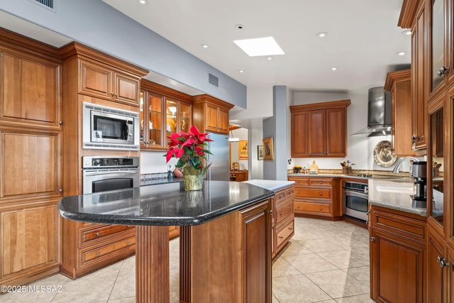 6731 N Pontatoc Road, Tucson, AZ 85718