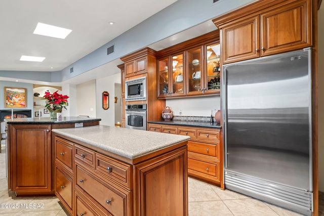 6731 N Pontatoc Road, Tucson, AZ 85718