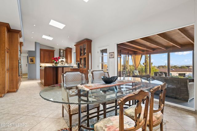 6731 N Pontatoc Road, Tucson, AZ 85718