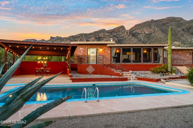 6731 N Pontatoc Road, Tucson, AZ 85718