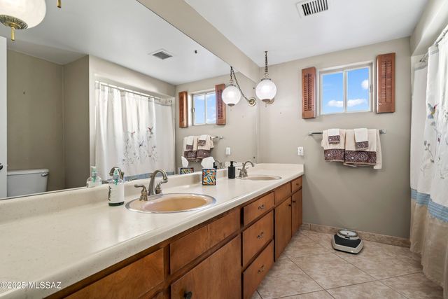 6731 N Pontatoc Road, Tucson, AZ 85718
