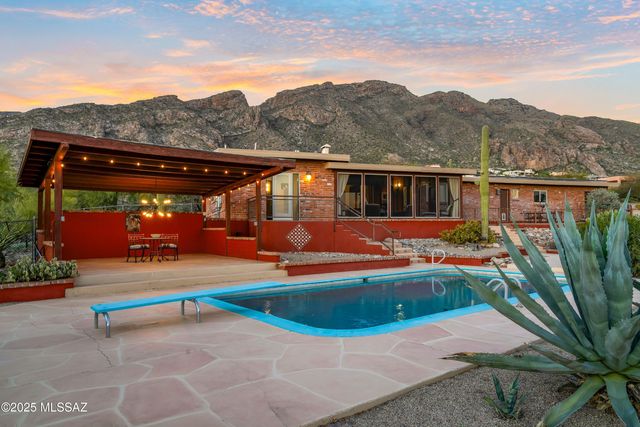 6731 N Pontatoc Road, Tucson, AZ 85718