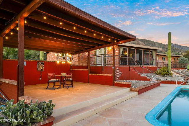 6731 N Pontatoc Road, Tucson, AZ 85718