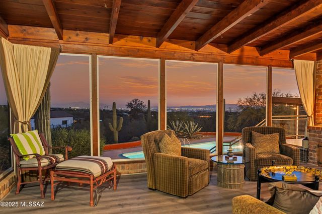 6731 N Pontatoc Road, Tucson, AZ 85718