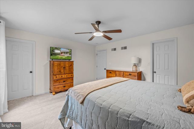 5 EGRET CT, Gerrardstown, WV 25420