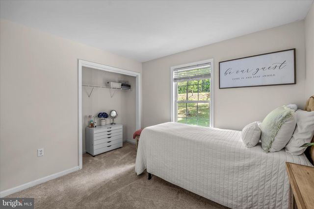 5 EGRET CT, Gerrardstown, WV 25420