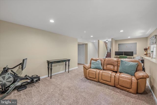 5 EGRET CT, Gerrardstown, WV 25420