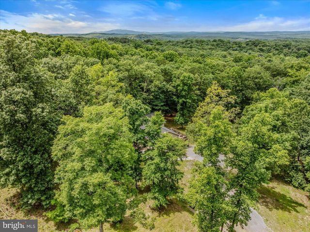 5 EGRET CT, Gerrardstown, WV 25420
