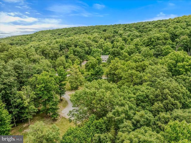 5 EGRET CT, Gerrardstown, WV 25420