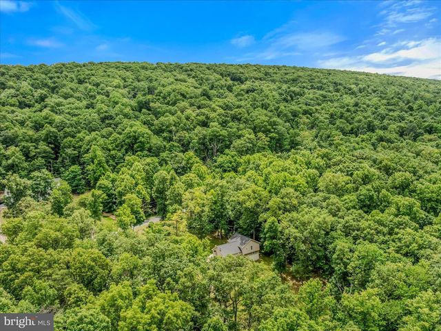 5 EGRET CT, Gerrardstown, WV 25420