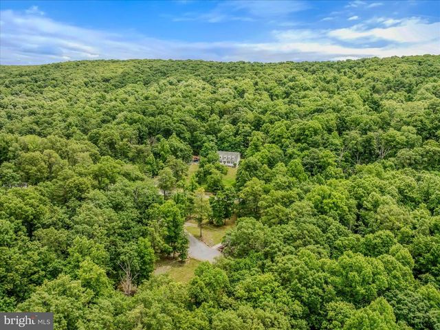 5 EGRET CT, Gerrardstown, WV 25420