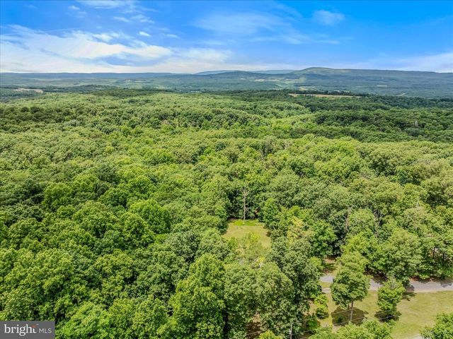 5 EGRET CT, Gerrardstown, WV 25420