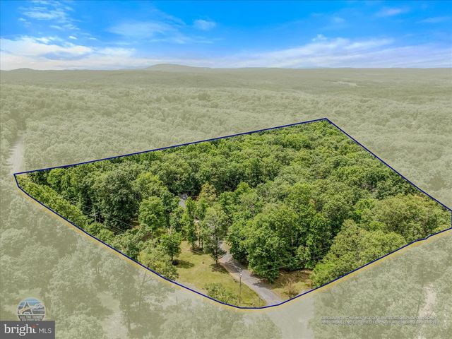 5 EGRET CT, Gerrardstown, WV 25420