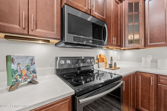 294 Heritage Hill Pkwy, Shepherdsville, KY 40165