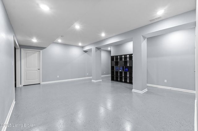 294 Heritage Hill Pkwy, Shepherdsville, KY 40165