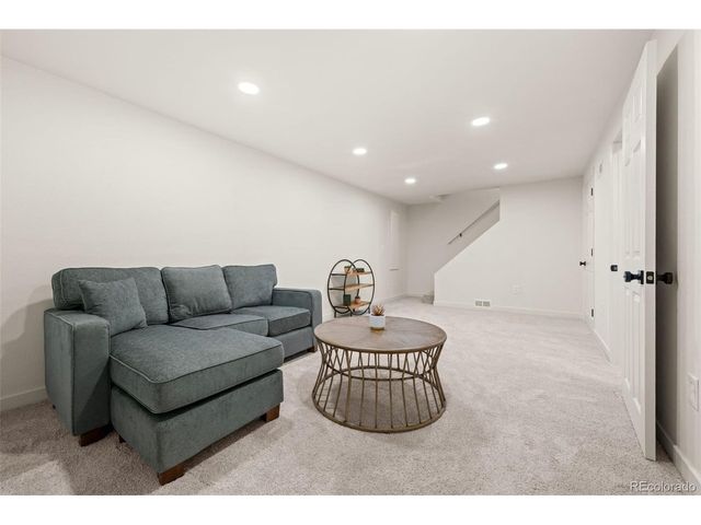 6882 E Rustic Dr, Parker, CO 80138