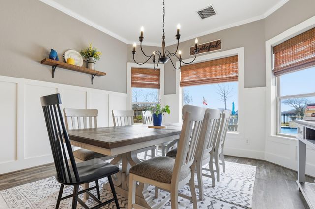 422 Lago Circle Drive N, Santa Fe, TX 77517