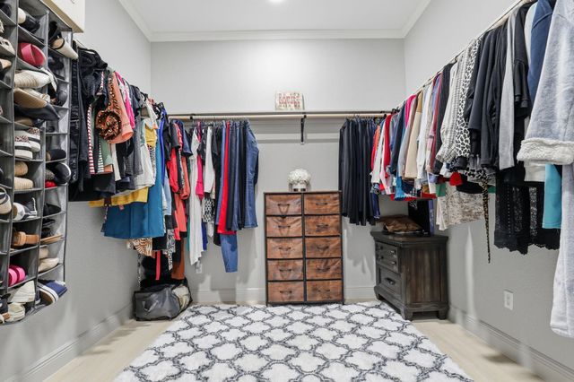 422 Lago Circle Drive N, Santa Fe, TX 77517