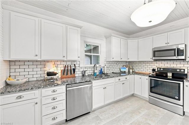 4122 S NC Highway 62, Burlington, NC 27215