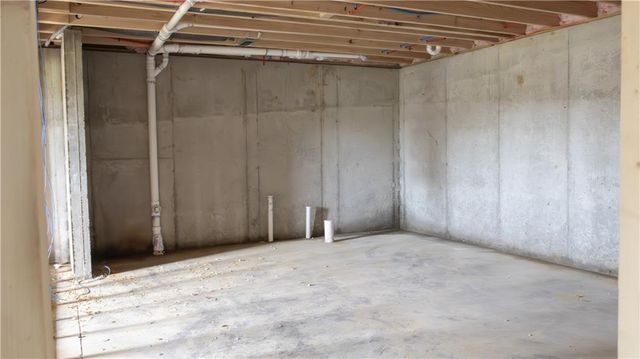 1107 Charles Street, Knob Noster, MO 65336