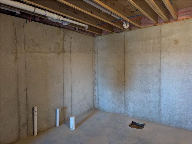 1107 Charles Street, Knob Noster, MO 65336