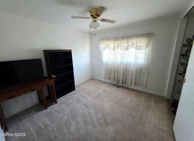 761 W A Street, Fallon, NV 89406