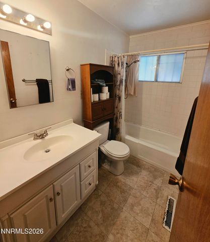 761 W A Street, Fallon, NV 89406