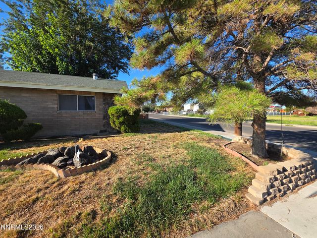 761 W A Street, Fallon, NV 89406