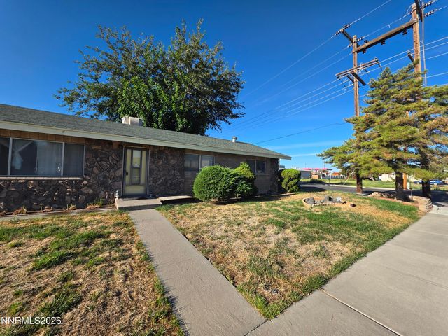 761 W A Street, Fallon, NV 89406