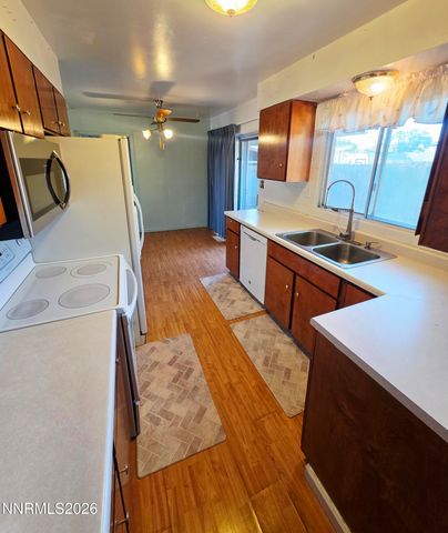 761 W A Street, Fallon, NV 89406