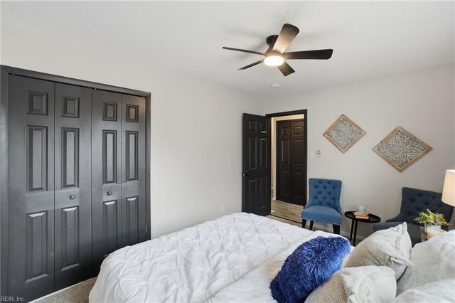 577 Chancery LN, Virginia Beach, VA 23452