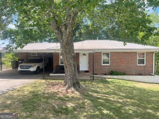 810 Stewart Street, Carrollton, GA 30117