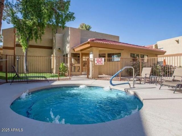 9415 N 99th Avenue 1, Peoria, AZ 85345