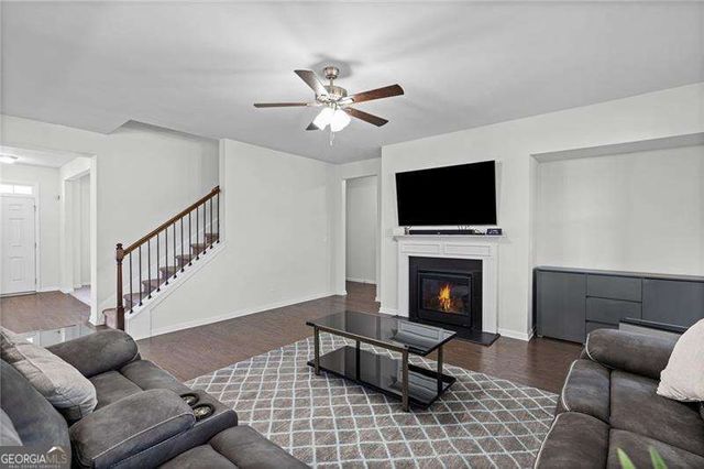 5470 Mirror Lake Drive, Cumming, GA 30028