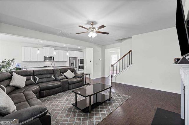 5470 Mirror Lake Drive, Cumming, GA 30028