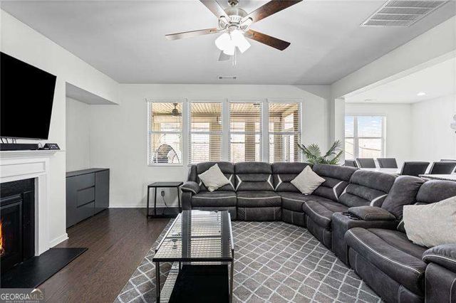 5470 Mirror Lake Drive, Cumming, GA 30028