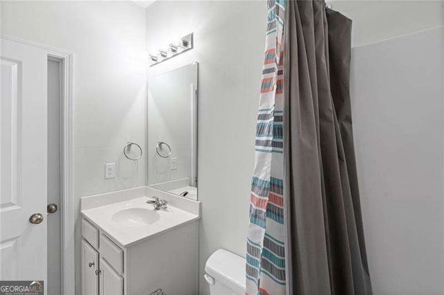 5470 Mirror Lake Drive, Cumming, GA 30028