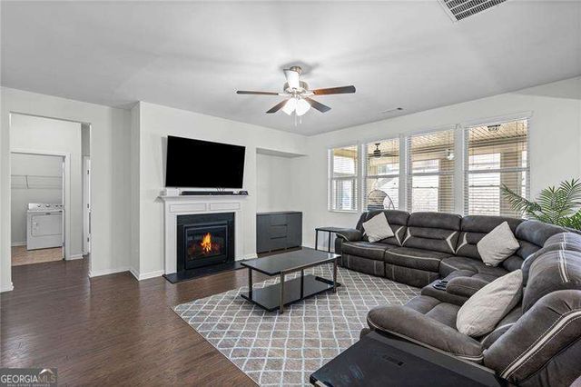 5470 Mirror Lake Drive, Cumming, GA 30028