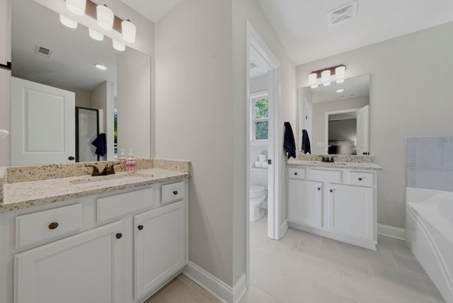 1135 AWENASA Drive, Villa Rica, GA 30180