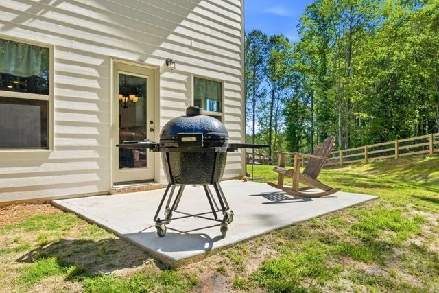 1135 AWENASA Drive, Villa Rica, GA 30180