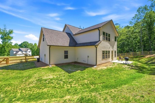1135 AWENASA Drive, Villa Rica, GA 30180
