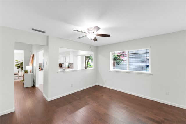 2600 Summertree Drive, Carrollton, TX 75006