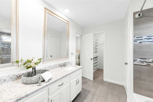 2600 Summertree Drive, Carrollton, TX 75006